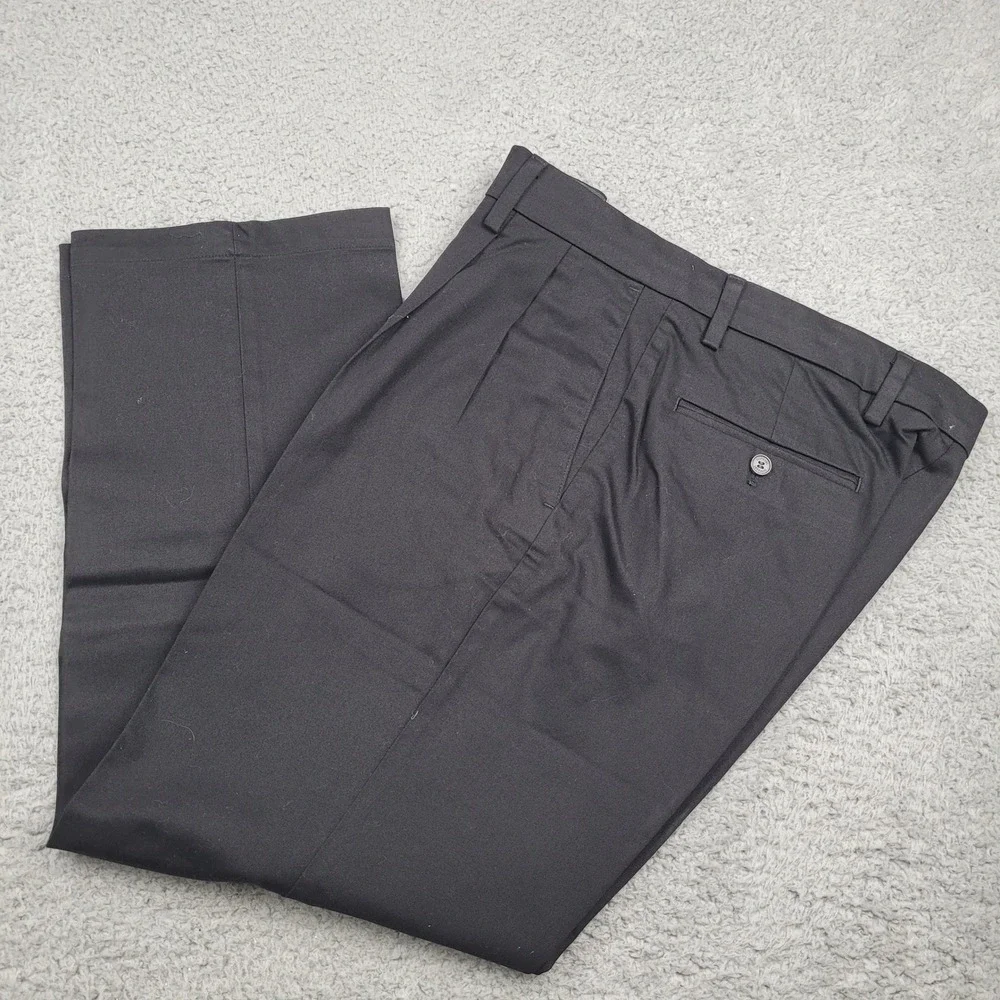 Dockers Signature Khaki Classic Fit Pleated Lux Cotton Stretch Black Pants 34x29